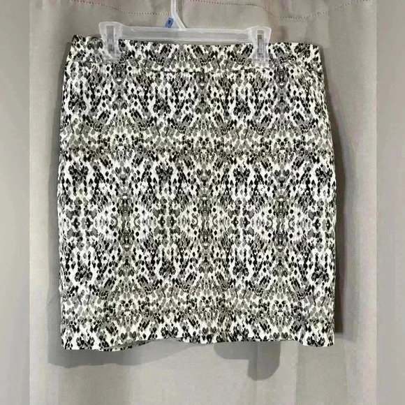 Women’s Tan&Black Merona Skirt - Picture 1 of 5